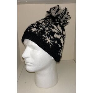 Handmade 100% New Zealand Wool Fair Isle Snowflake Pom Beanie Fleece Lined Black